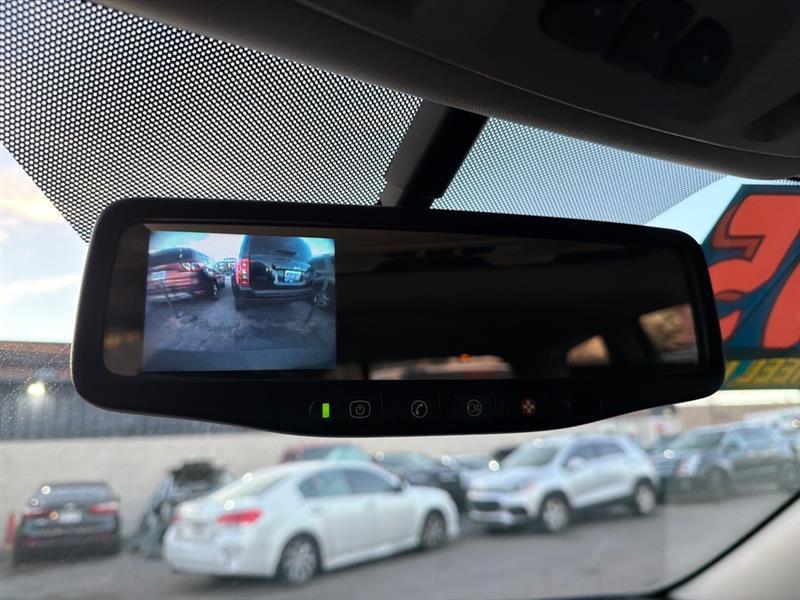 Chevrolet Traverse AWD 4dr LT w/2LT 2009