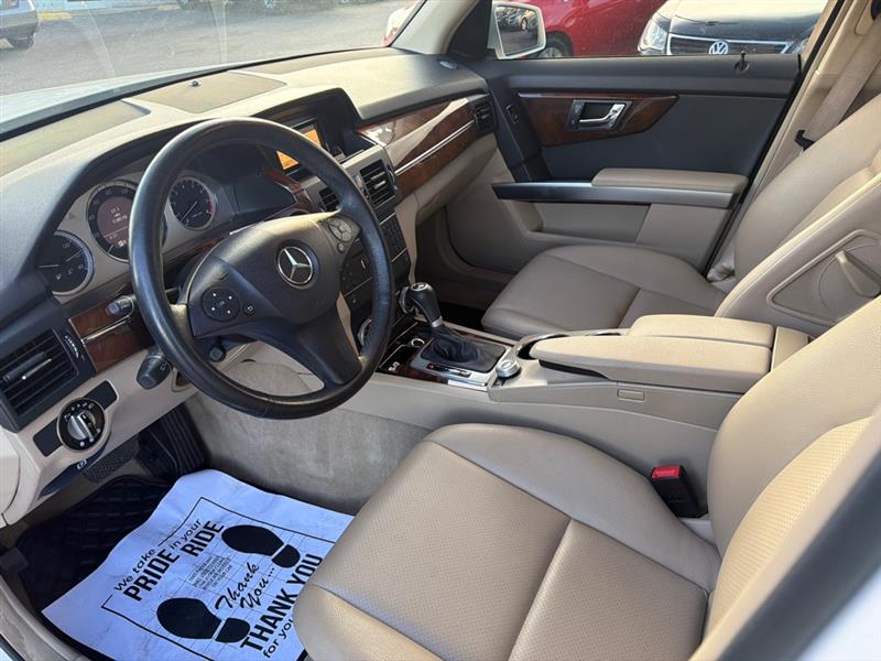 Mercedes-Benz GLK-Class 4MATIC 4dr GLK 350 2010