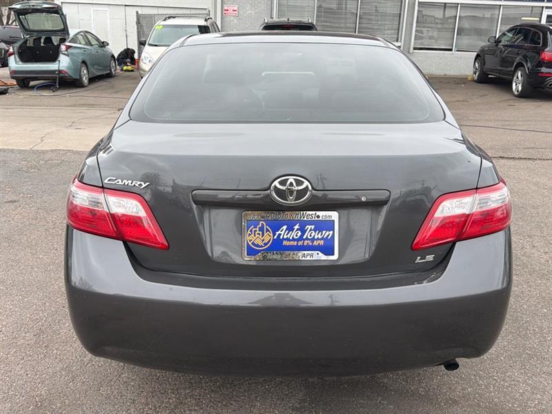 Toyota Camry 4dr Sdn I4 Auto XLE (Natl) 2007