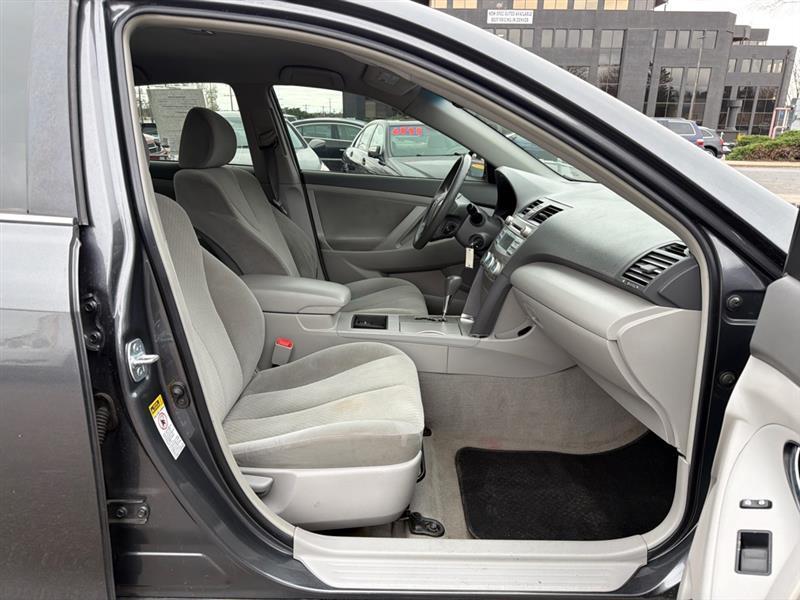 Toyota Camry 4dr Sdn I4 Auto XLE (Natl) 2007