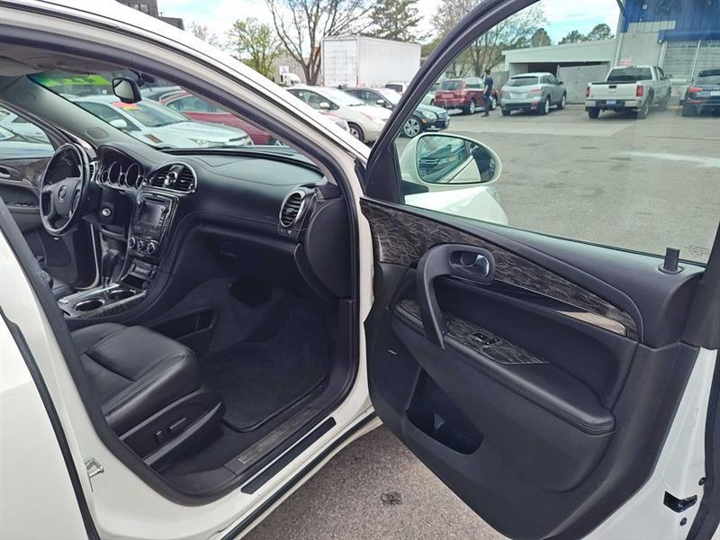 Buick Enclave AWD 4dr Premium 2013