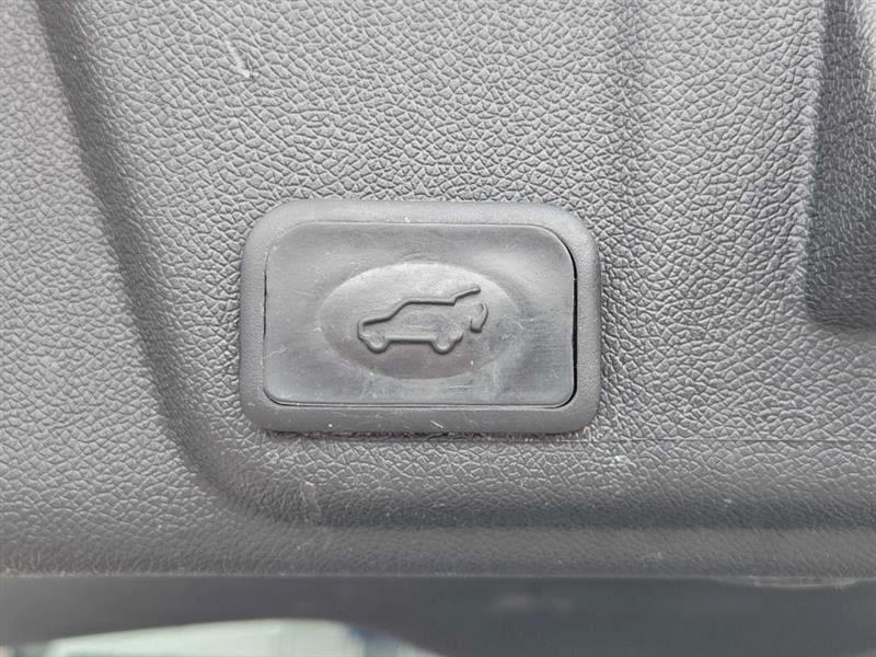 Buick Enclave AWD 4dr Premium 2013