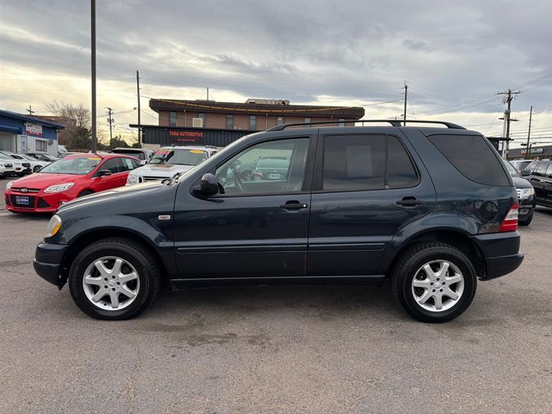 Mercedes-Benz M-Class 4dr AWD 4.3L 1999