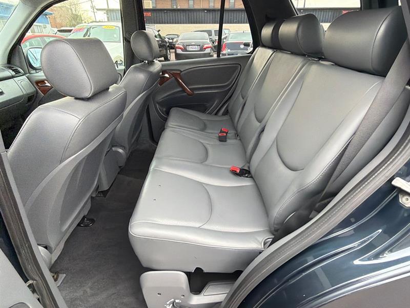 Mercedes-Benz M-Class 4dr AWD 4.3L 1999