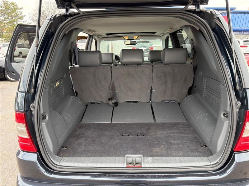 Mercedes-Benz M-Class 4dr AWD 4.3L 1999