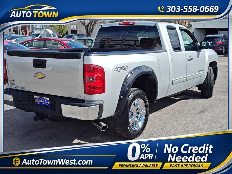 2011 Chevrolet Silverado 1500 4WD Ext Cab 143.5" LT