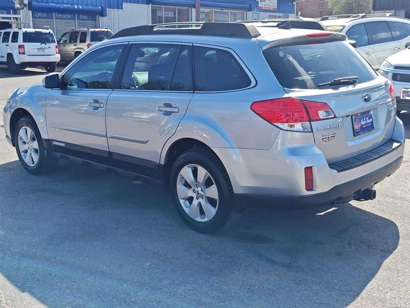 Subaru Outback 4dr Wgn H4 Auto 2.5i Limited 2012