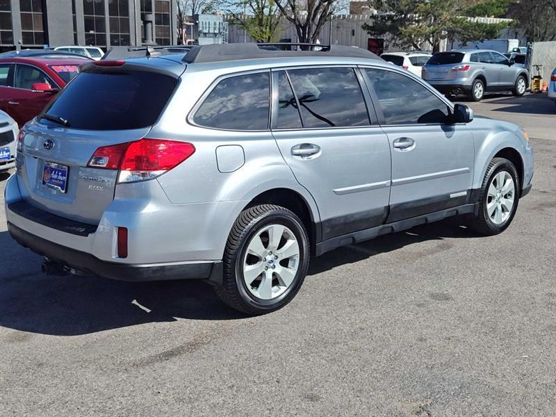 Subaru Outback 4dr Wgn H4 Auto 2.5i Limited 2012