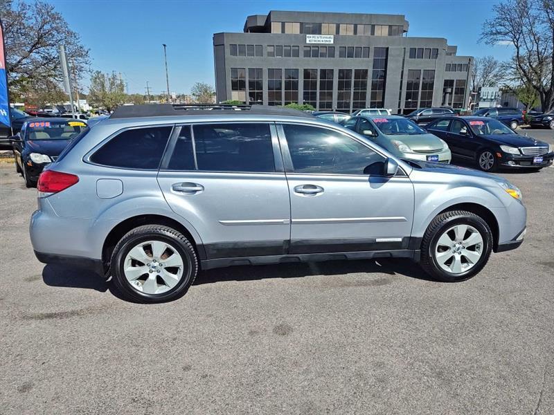 Subaru Outback 4dr Wgn H4 Auto 2.5i Limited 2012