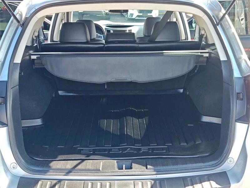 Subaru Outback 4dr Wgn H4 Auto 2.5i Limited 2012