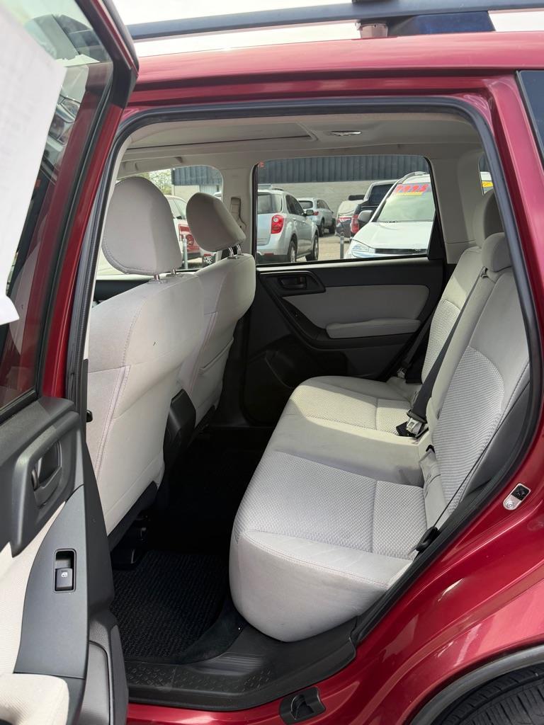 Subaru Forester 4dr CVT 2.5i Premium PZEV 2015