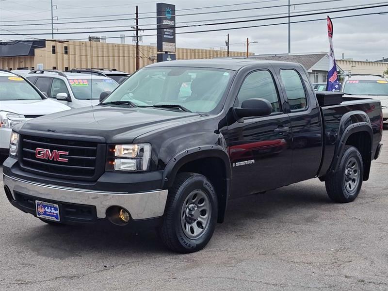 GMC Sierra 1500 2WD Ext Cab 134.0" Work Truck 2007