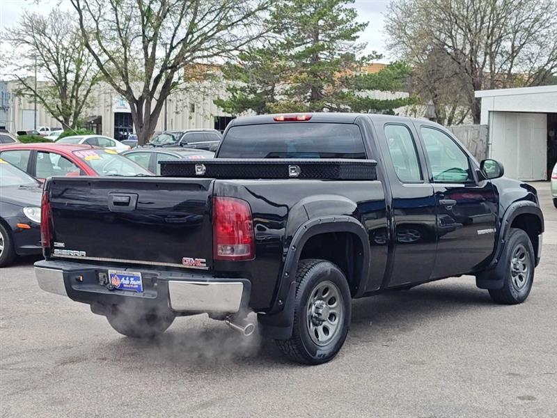 GMC Sierra 1500 2WD Ext Cab 134.0" Work Truck 2007