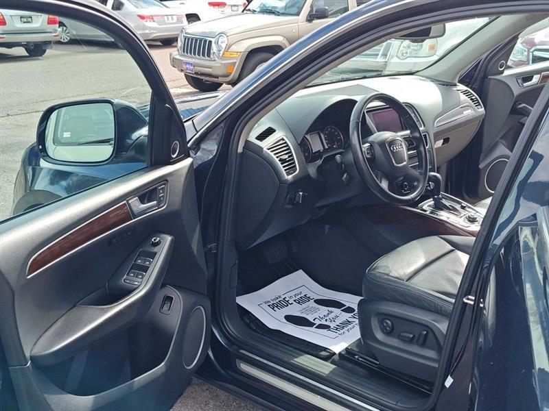 Audi Q5 quattro 4dr 2.0T Premium Plus 2012