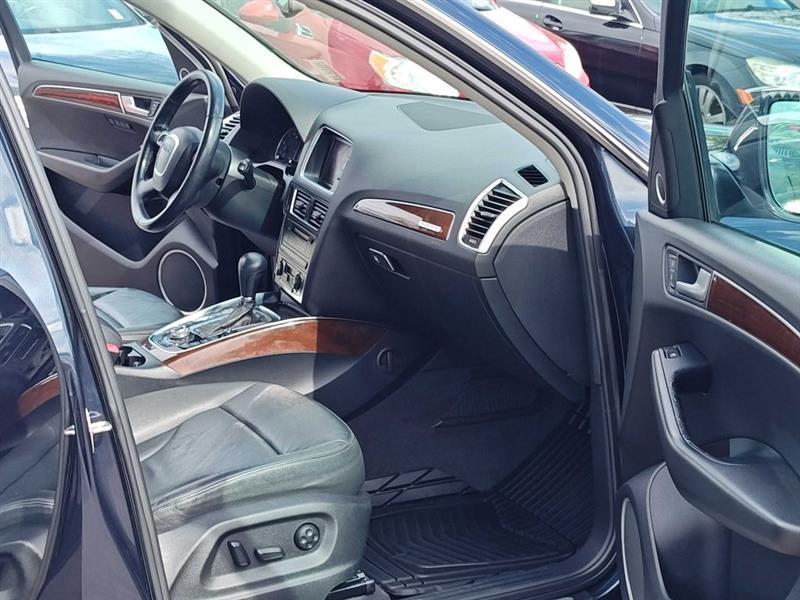 Audi Q5 quattro 4dr 2.0T Premium Plus 2012