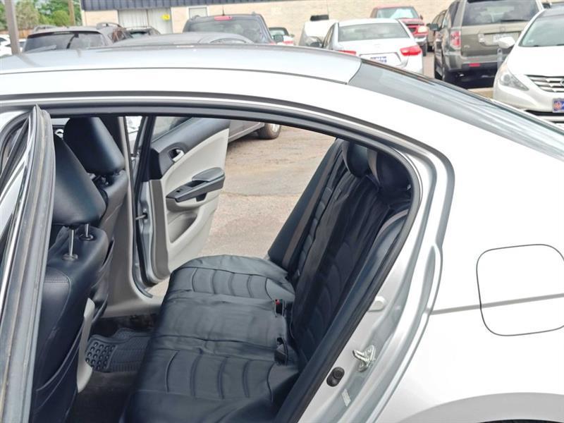 Honda Accord Sdn 4dr I4 Auto LX 2011