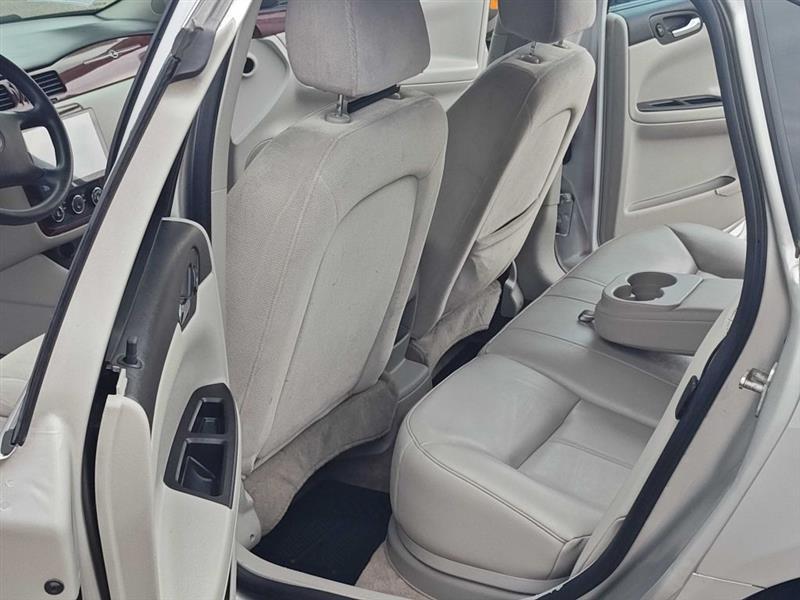 Chevrolet Impala 4dr Sdn LS 2007