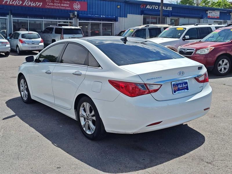 Hyundai Sonata 4dr Sdn 2.4L Auto Limited 2012