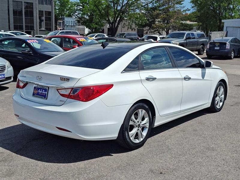 Hyundai Sonata 4dr Sdn 2.4L Auto Limited 2012