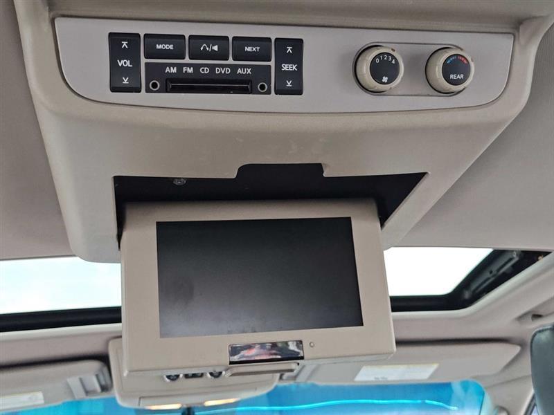 Nissan Armada 4WD 4dr LE FFV 2009
