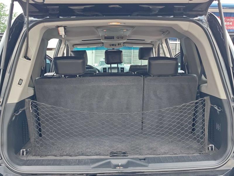 Nissan Armada 4WD 4dr LE FFV 2009
