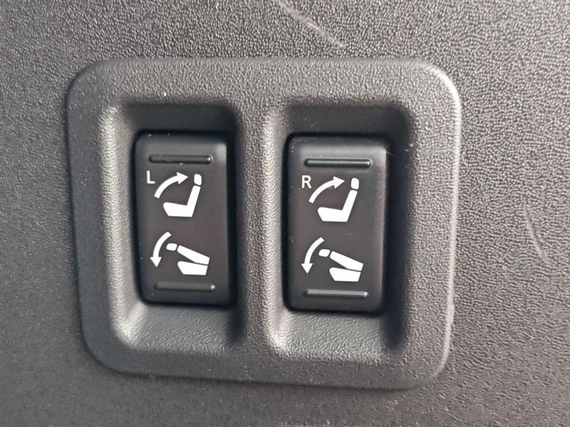 Nissan Armada 4WD 4dr LE FFV 2009