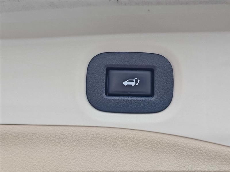 Nissan Rogue AWD 4dr SV 2016