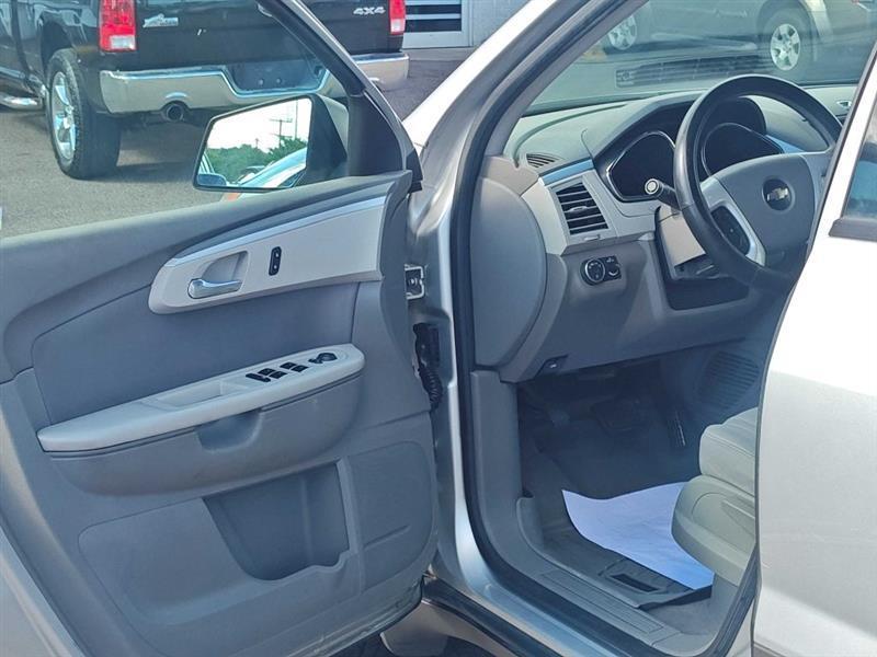 Chevrolet Traverse AWD 4dr LS 2010