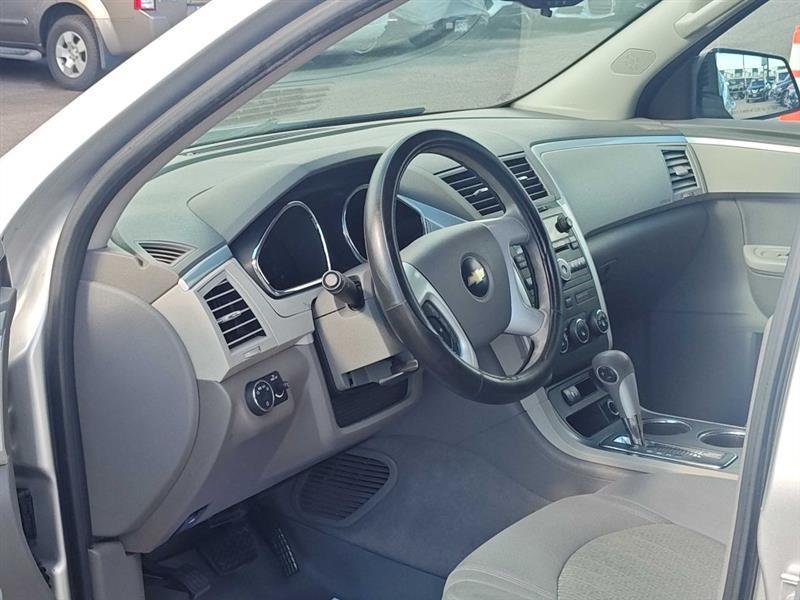 Chevrolet Traverse AWD 4dr LS 2010