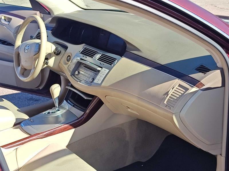 Toyota Avalon 4dr Sdn Limited (Natl) 2009