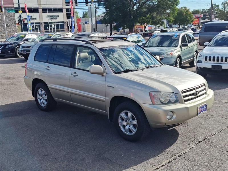 Toyota Highlander 4dr V6 4WD (Natl) 2002