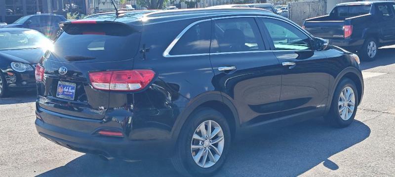 Kia Sorento LX V6 AWD 2017