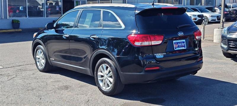 Kia Sorento LX V6 AWD 2017