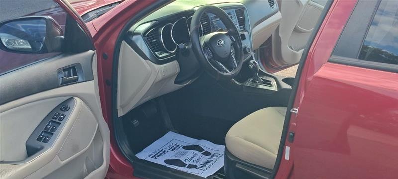 Kia Optima 4dr Sdn LX 2013