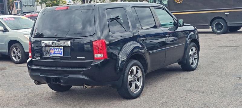 Honda Pilot 2WD 4dr SE 2015