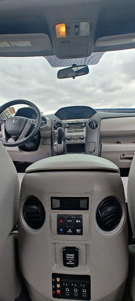 Honda Pilot 2WD 4dr SE 2015