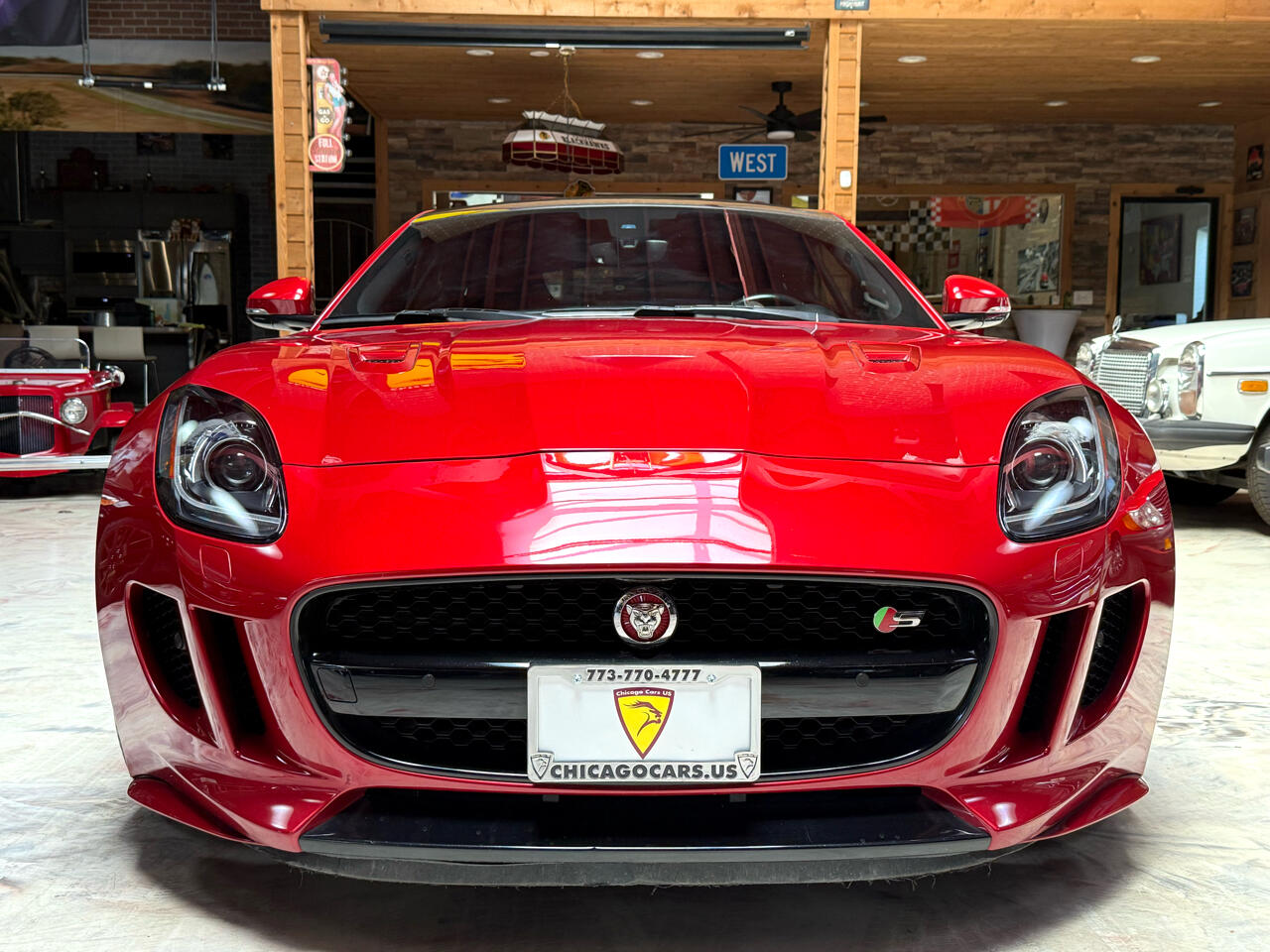 2016 Jaguar F-TYPE S photo 2
