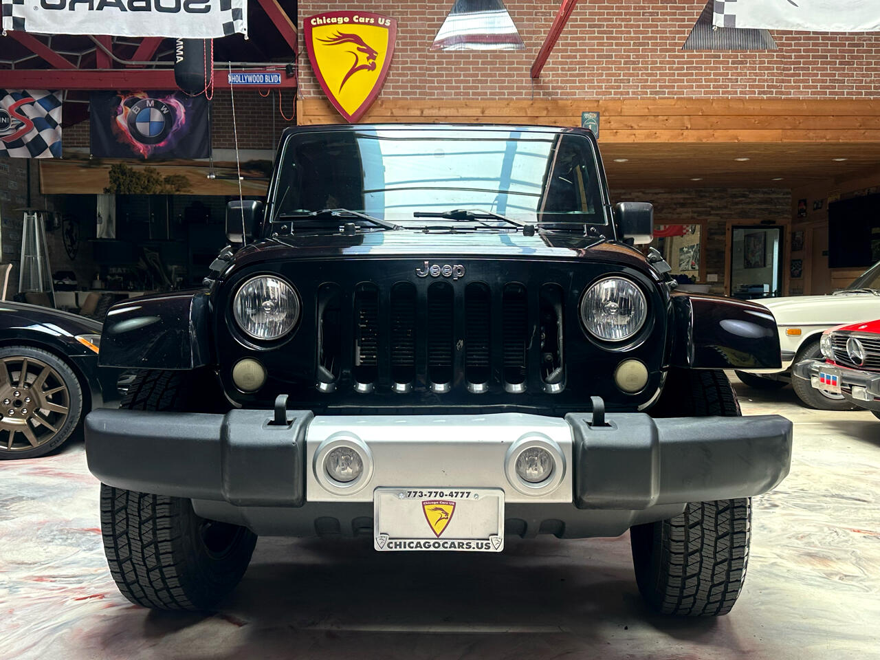 2015 Jeep Wrangler Unlimited Sahara photo 2