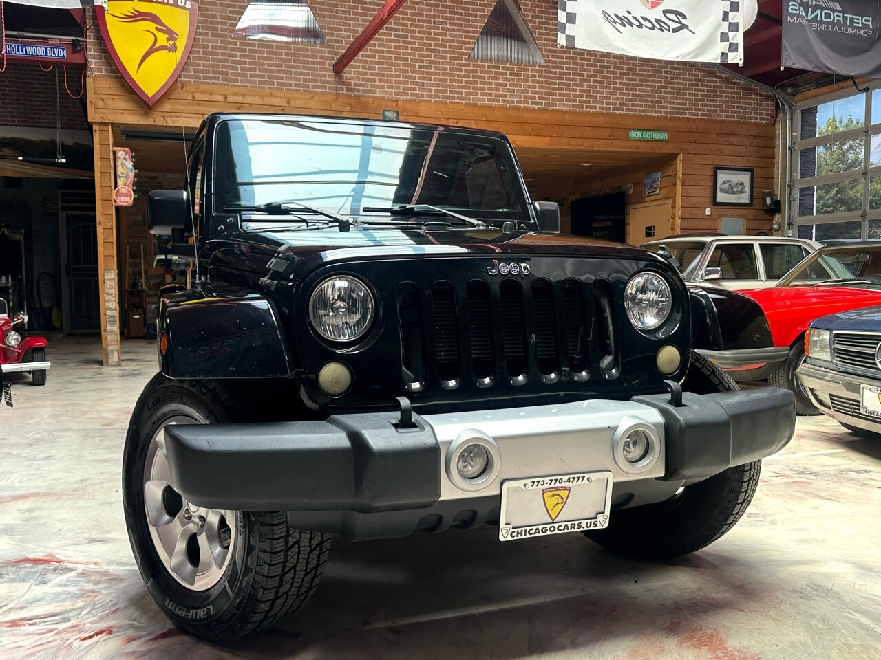 2015 Jeep Wrangler Unlimited Sahara photo 3