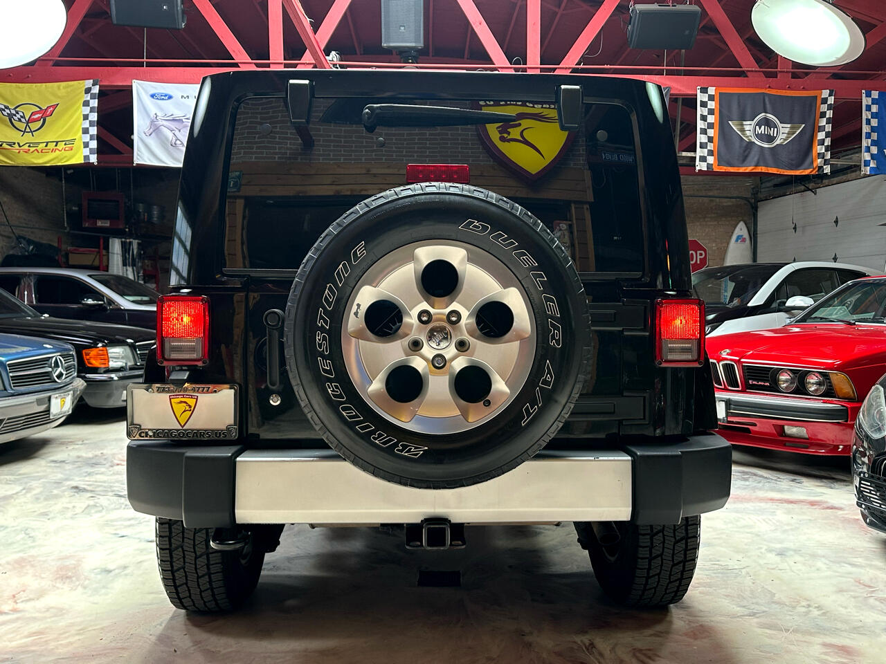 2015 Jeep Wrangler Unlimited Sahara photo 8