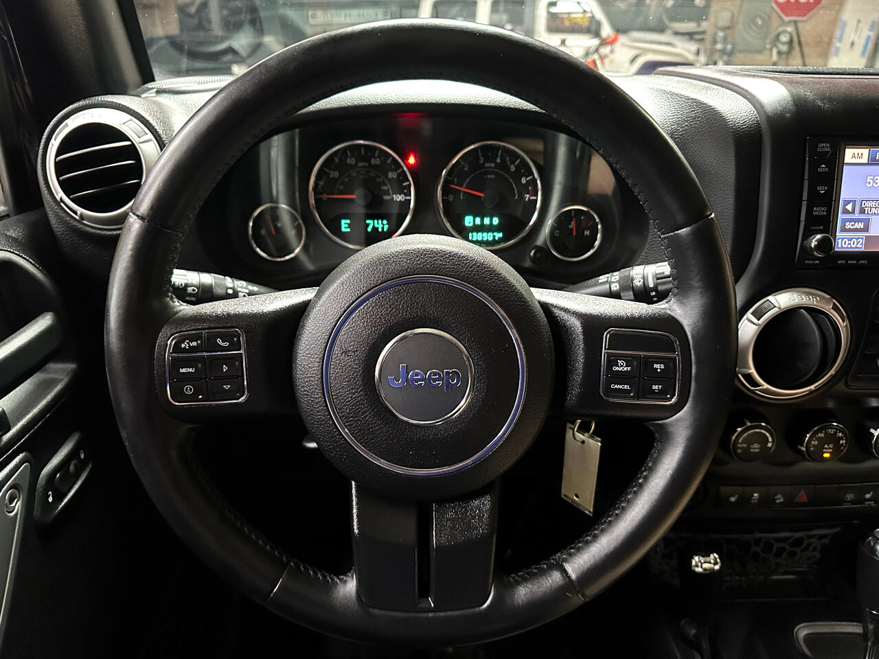 2015 Jeep Wrangler Unlimited Sahara photo 12
