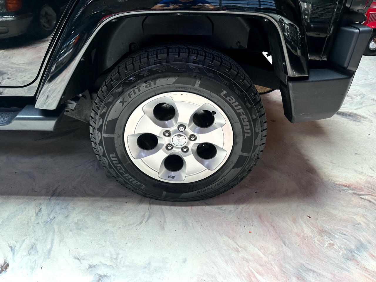 2015 Jeep Wrangler Unlimited Sahara photo 32
