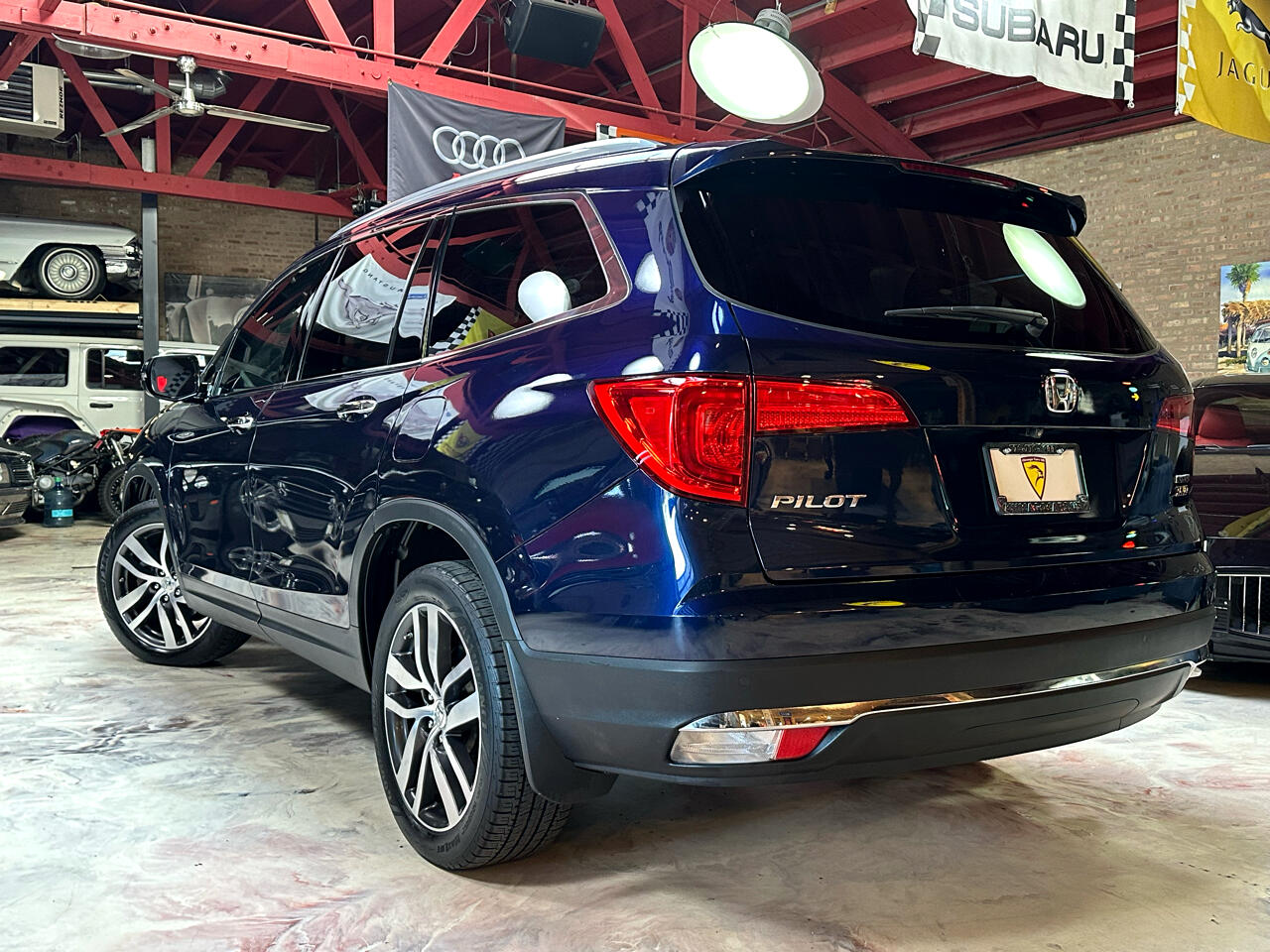 2016 Honda Pilot Touring photo 4