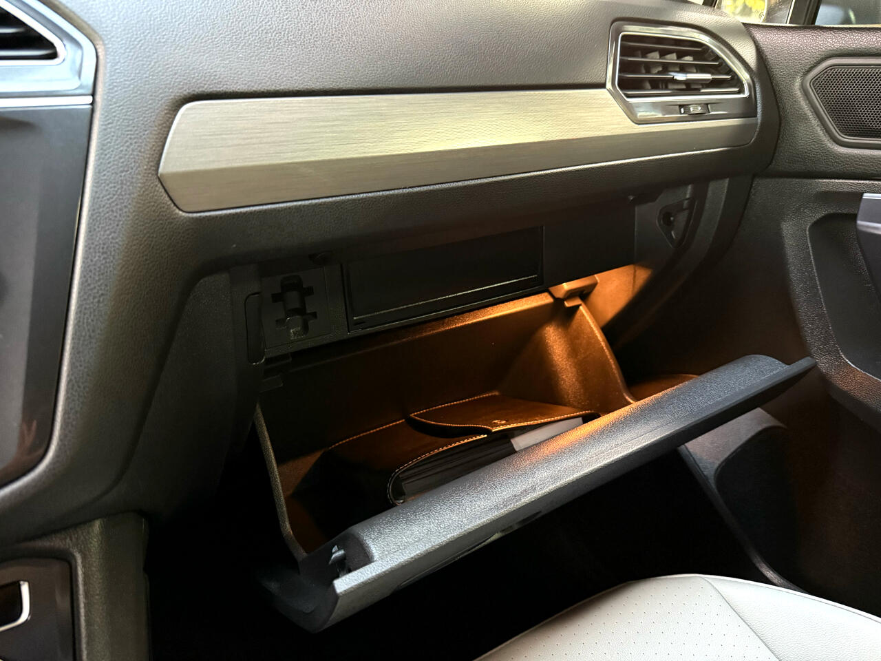 Volkswagen Tiguan SE 2021