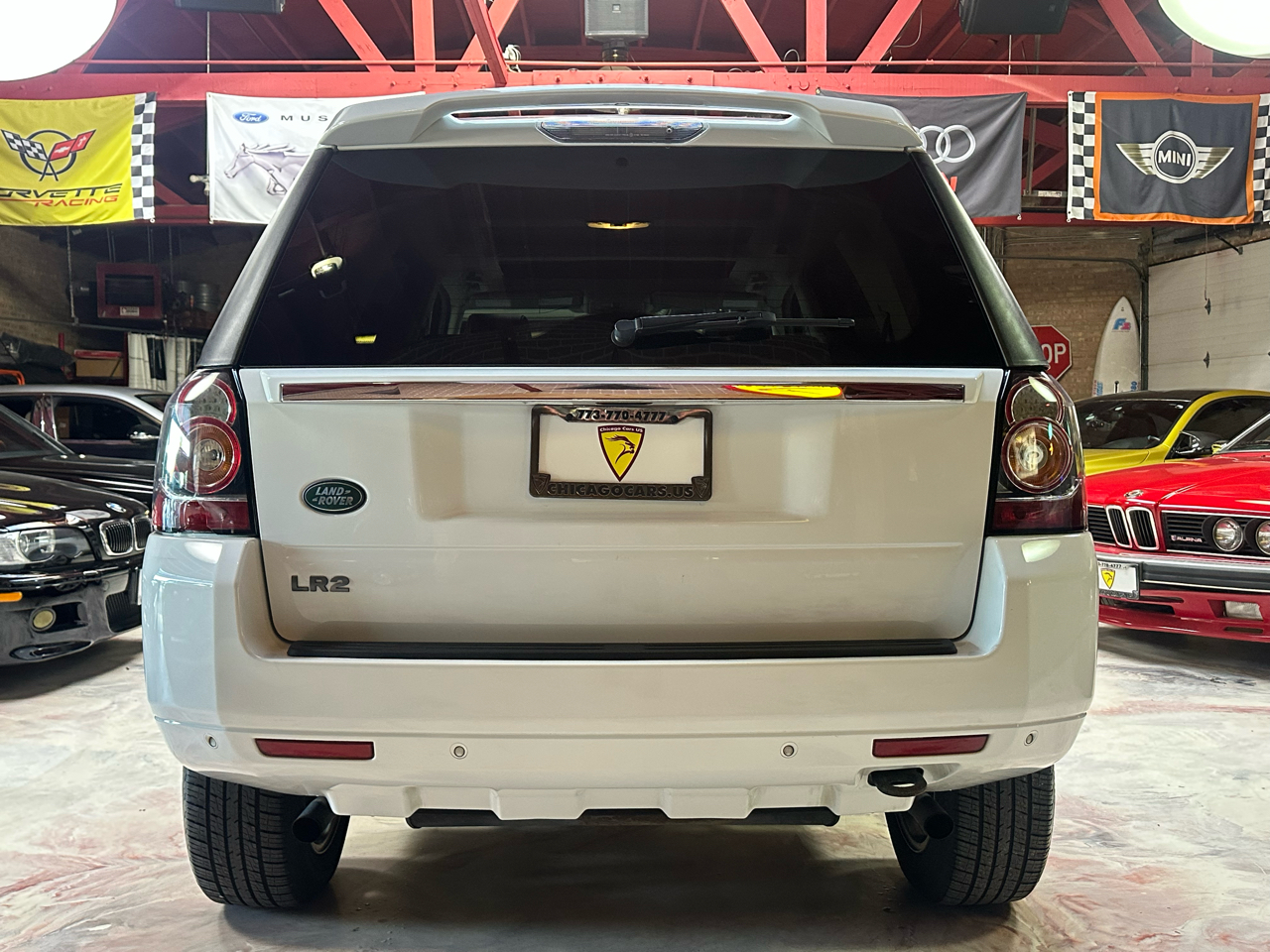 2014 Land Rover LR2 HSE photo 3