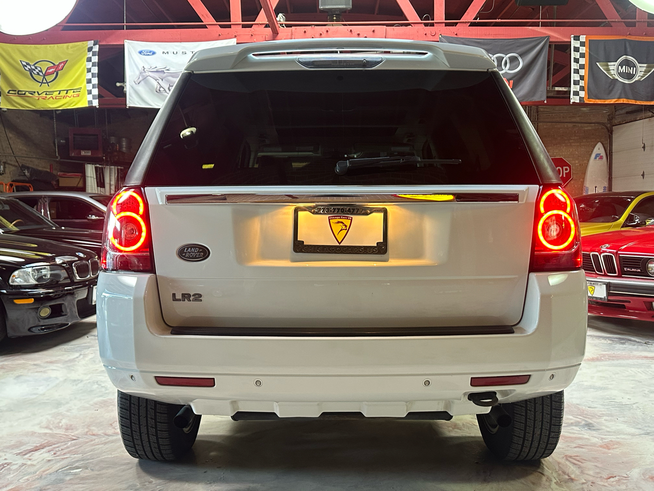 2014 Land Rover LR2 HSE photo 6