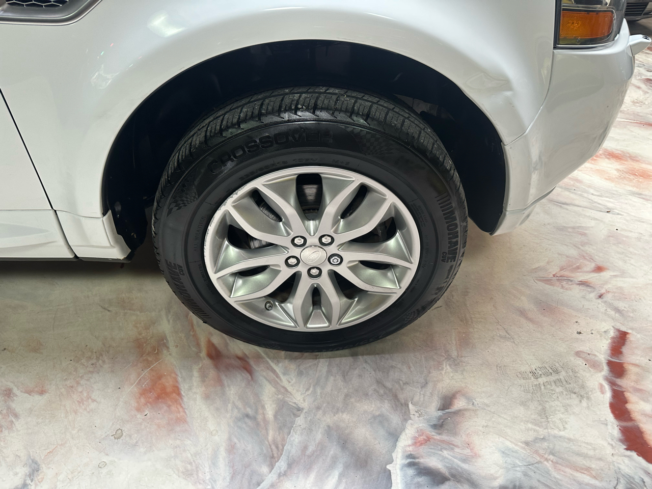 2014 Land Rover LR2 HSE photo 34