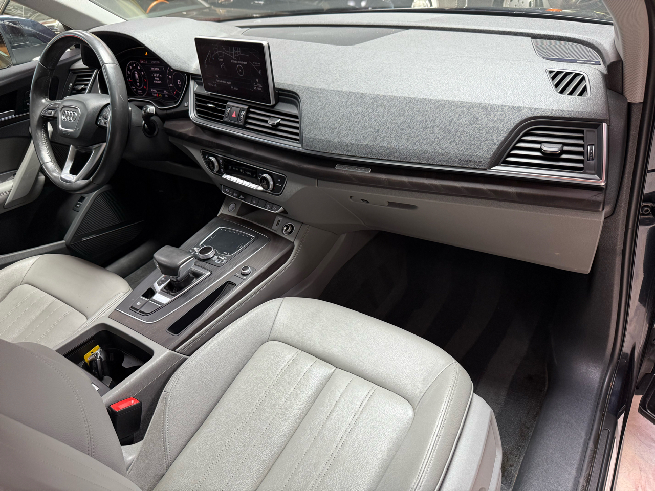 2019 Audi Q5 2.0T Premium Plus photo 4