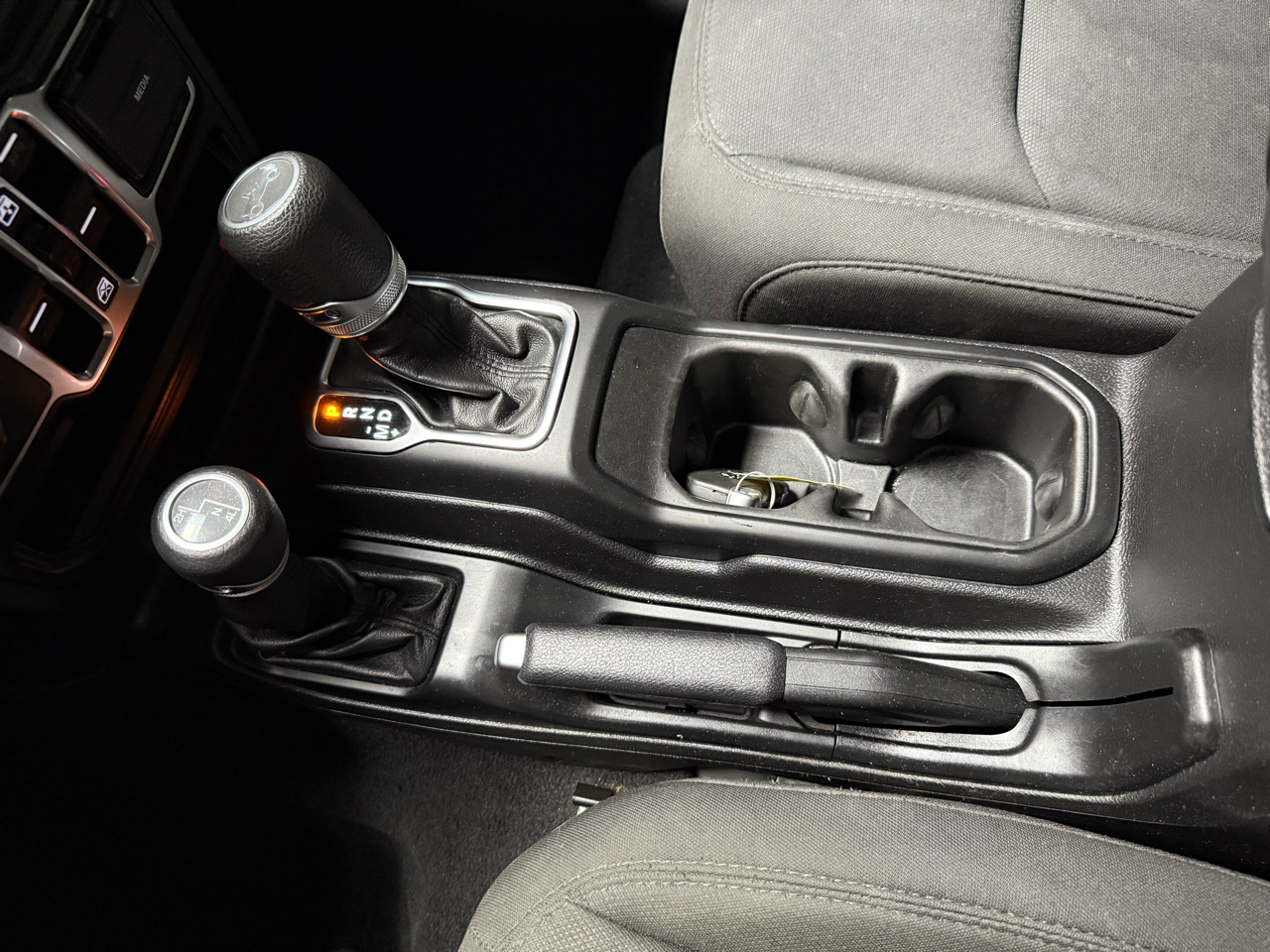 2019 Jeep Wrangler Unlimited Sport photo 21