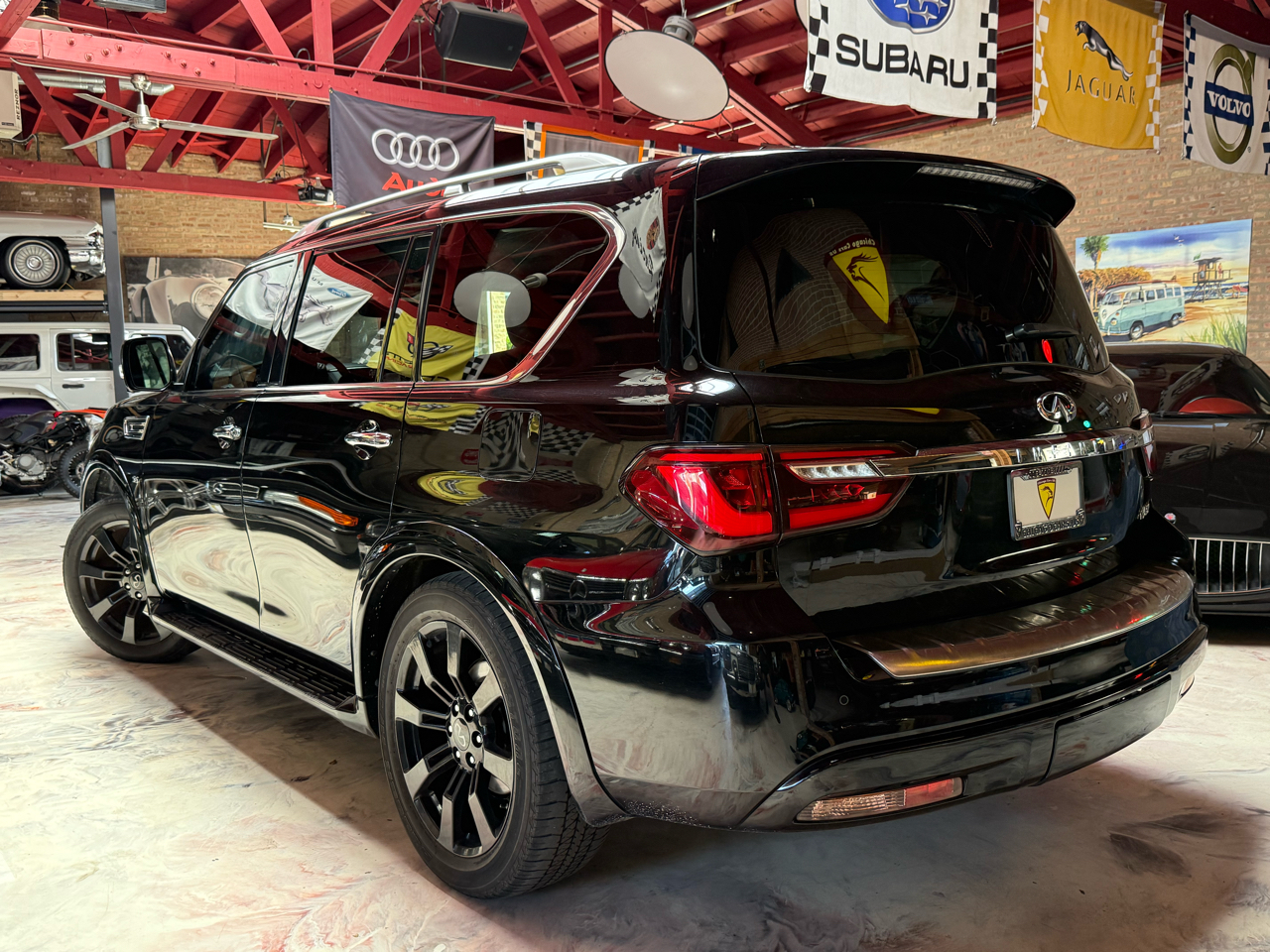 2019 Infiniti QX80 Limited photo 2